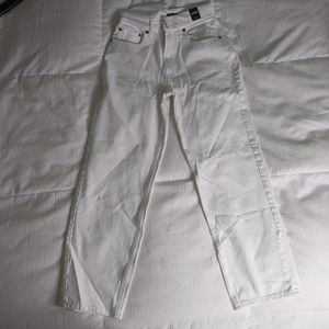 Women's Abercrombie & Fitch Mom Jean size 0 short